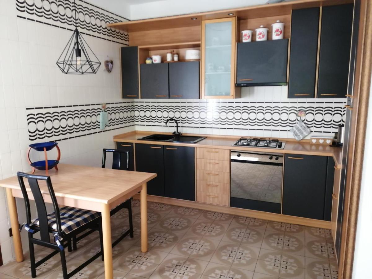 Casa Vacanze Donatella Carenno Luaran gambar